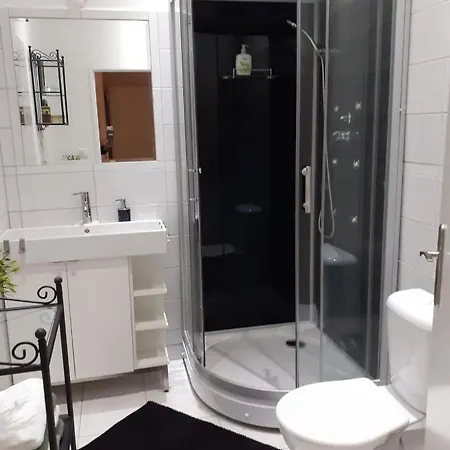 Na Spravnem Miste 아파트 *
